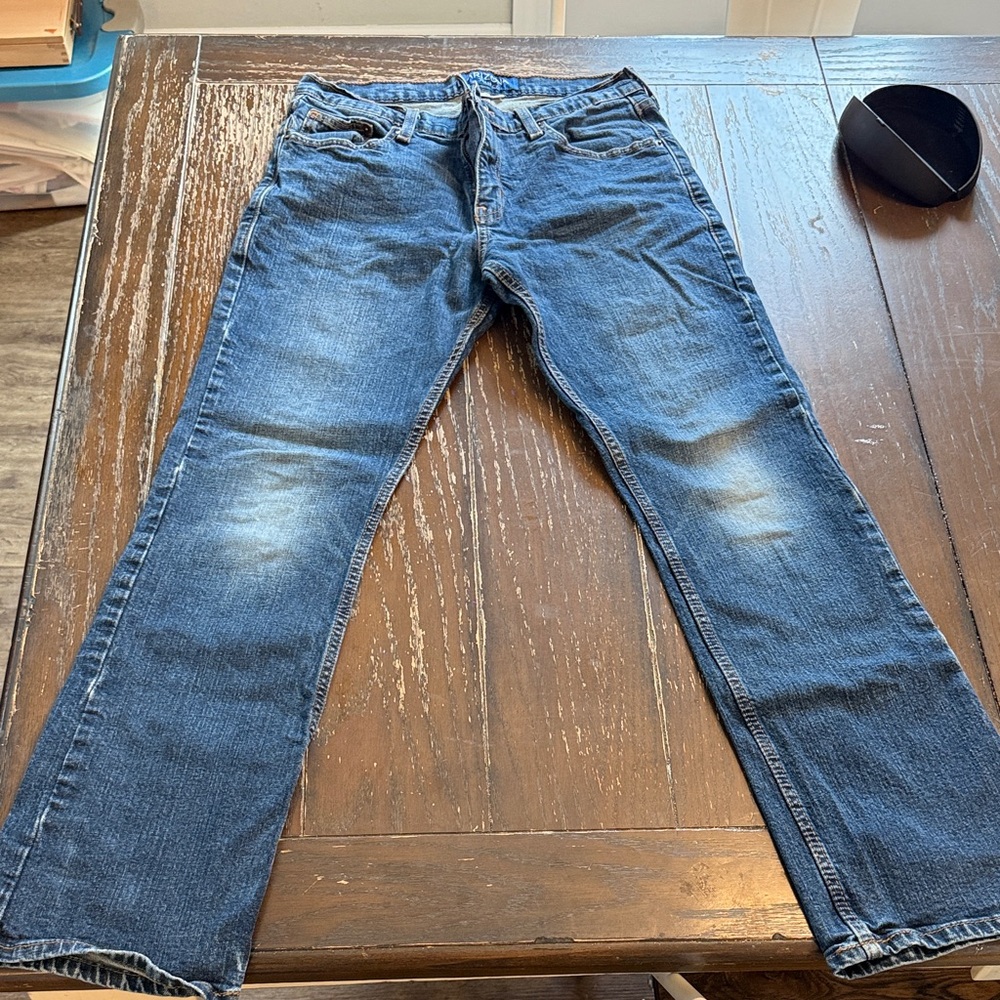 Arizona Jean Company Men's Bootcut Jeans in Blue